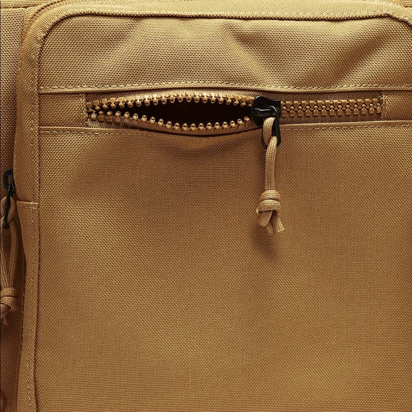 Nike Utility Power Training Duffel Bag (Medium, 51L) - Picture 8 of 11